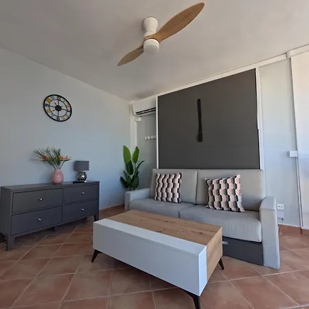 Estudio Vista Mar Апартаменти *